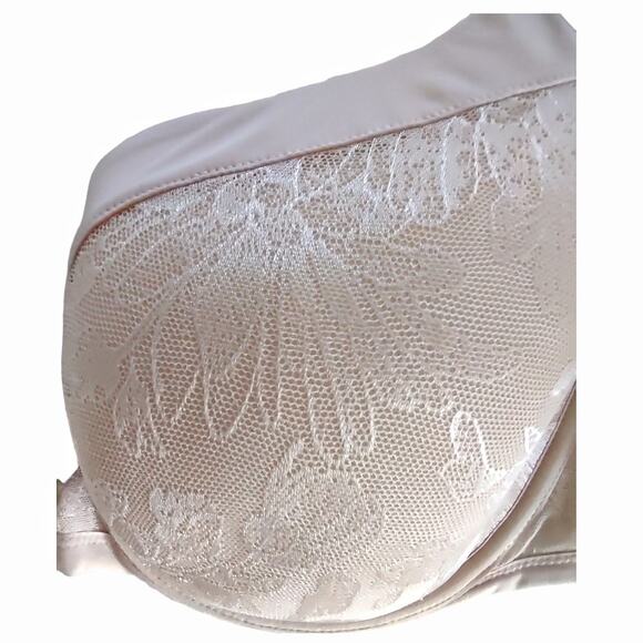 SOMA Lightest Lift Modern Coverage Natural Colored Bra with Floral Lace Overlay - Picture 5 of 8